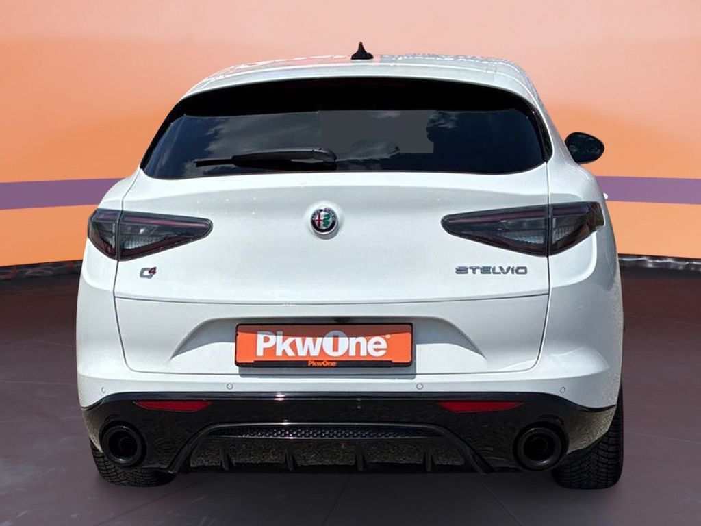 Alfa Romeo Stelvio 2024