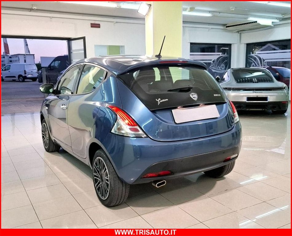 Lancia Ypsilon 2024