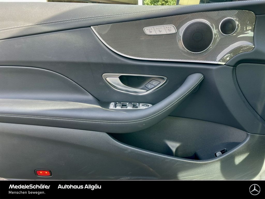 Mercedes-Benz E 300 2023