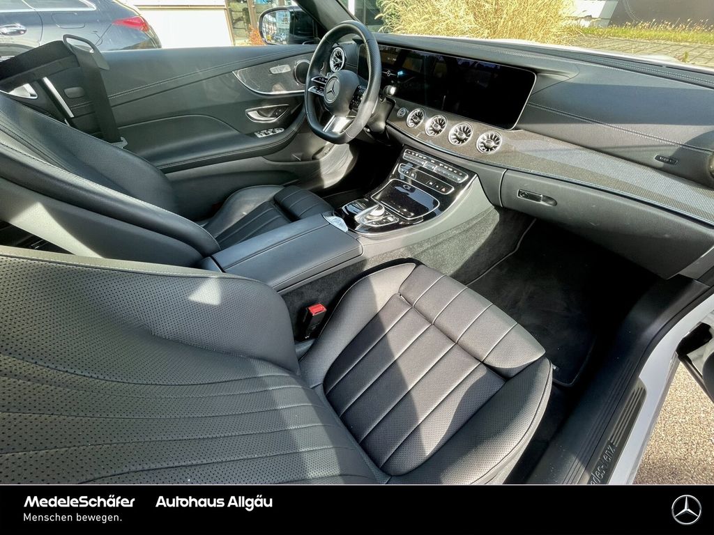 Mercedes-Benz E 300 2023