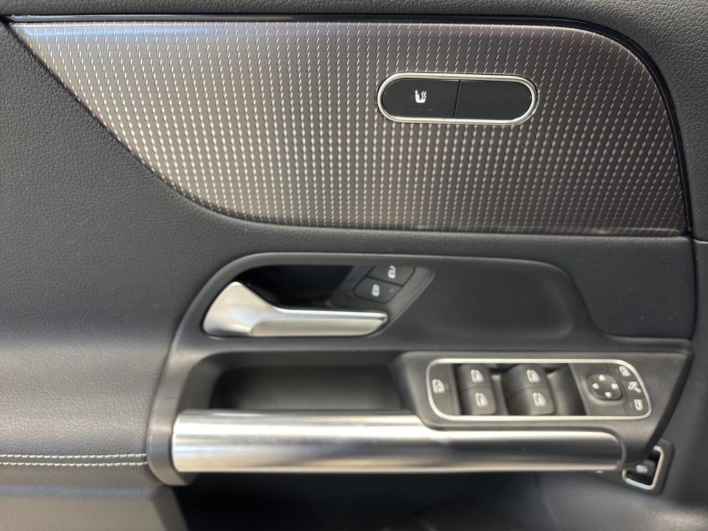 Mercedes-Benz GLA 250 2022