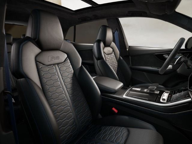 Audi RSQ8 2025