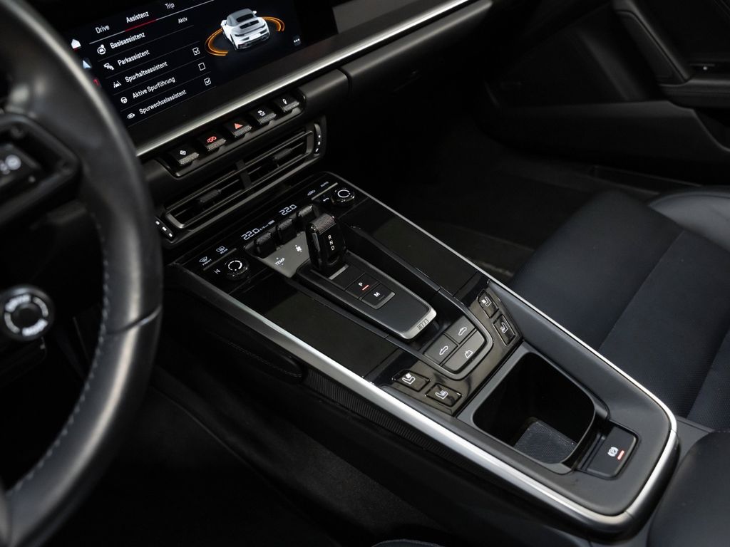 Porsche 992 2023