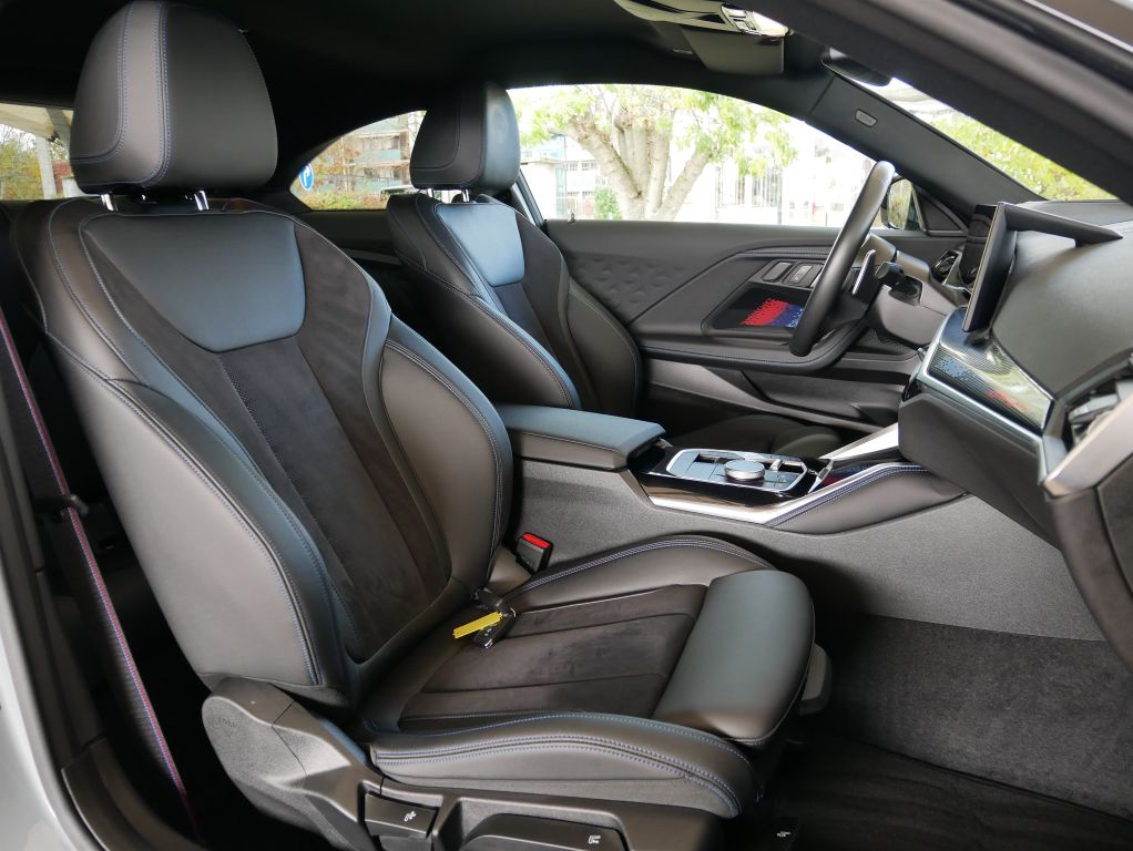 BMW M240i 2024