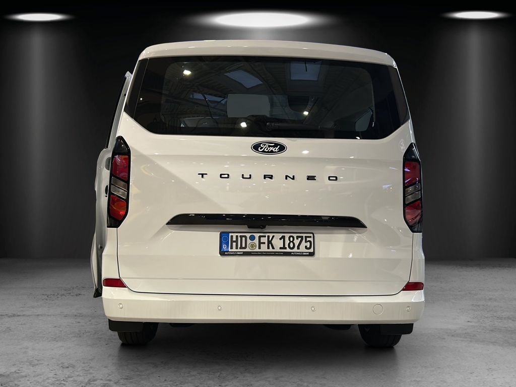 Ford Tourneo 2025