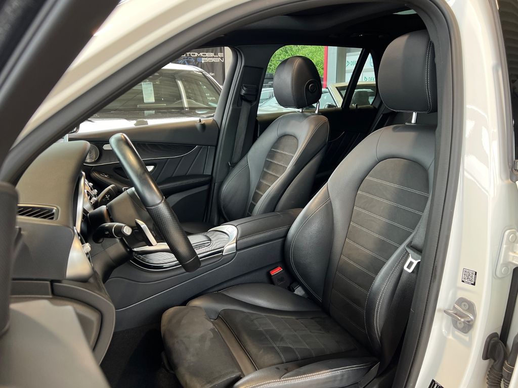 Mercedes-Benz GLC 300 2021