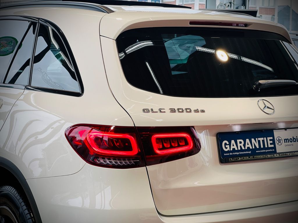 Mercedes-Benz GLC 300 2021