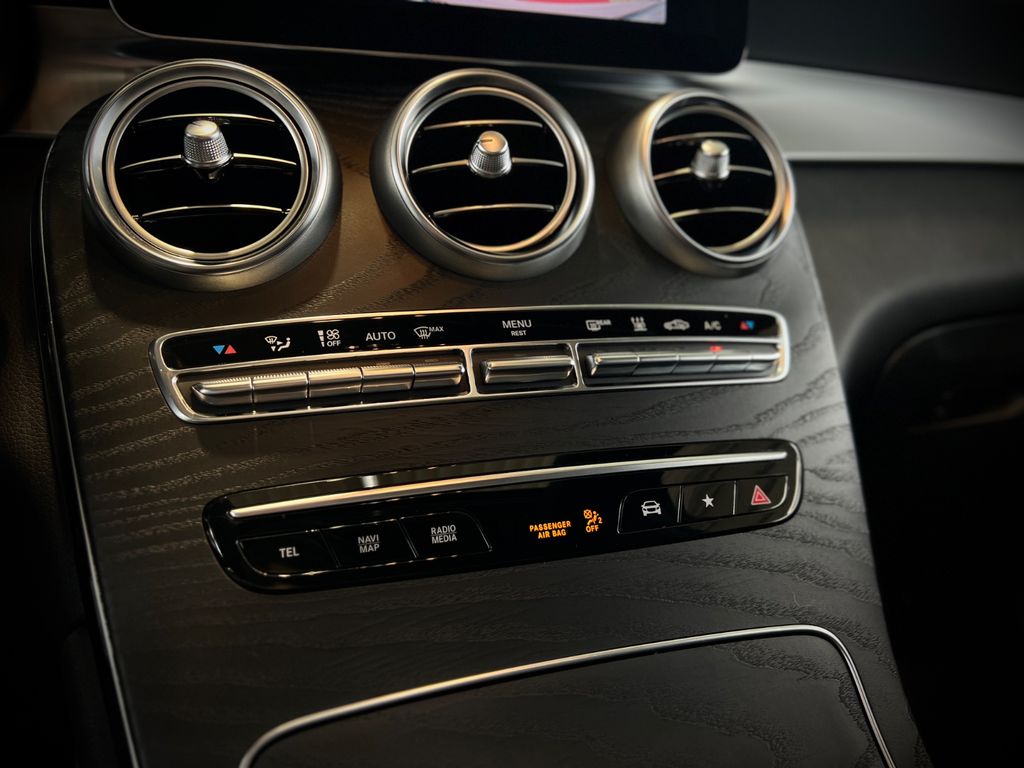 Mercedes-Benz GLC 300 2021