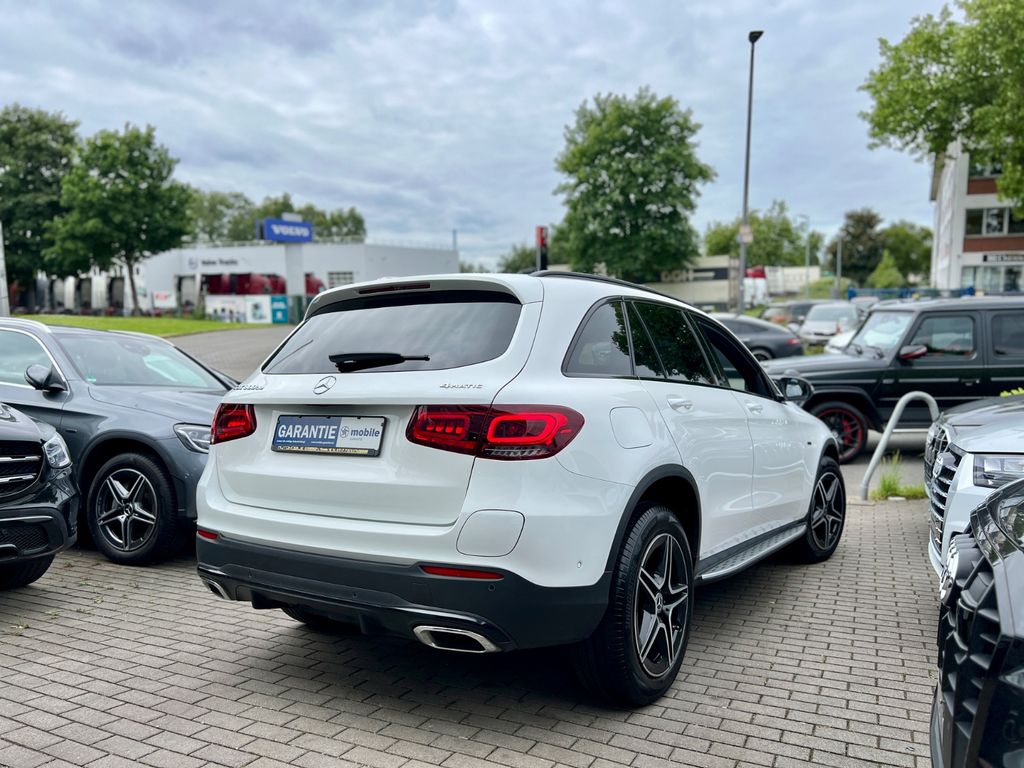 Mercedes-Benz GLC 300 2021