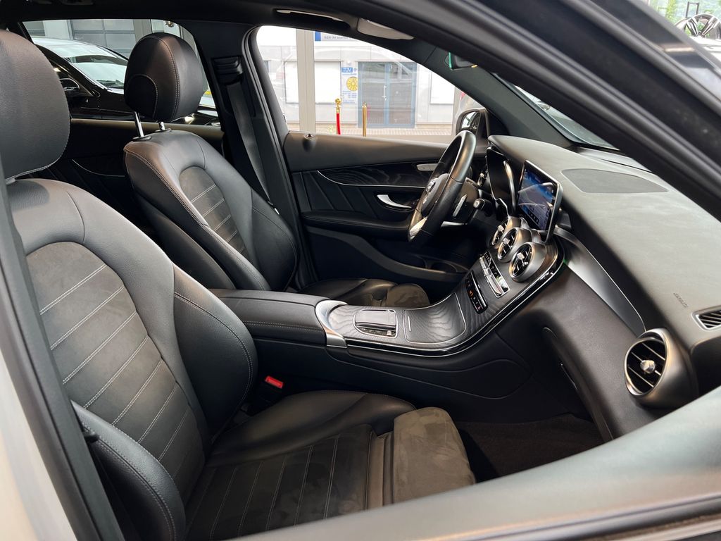 Mercedes-Benz GLC 300 2021