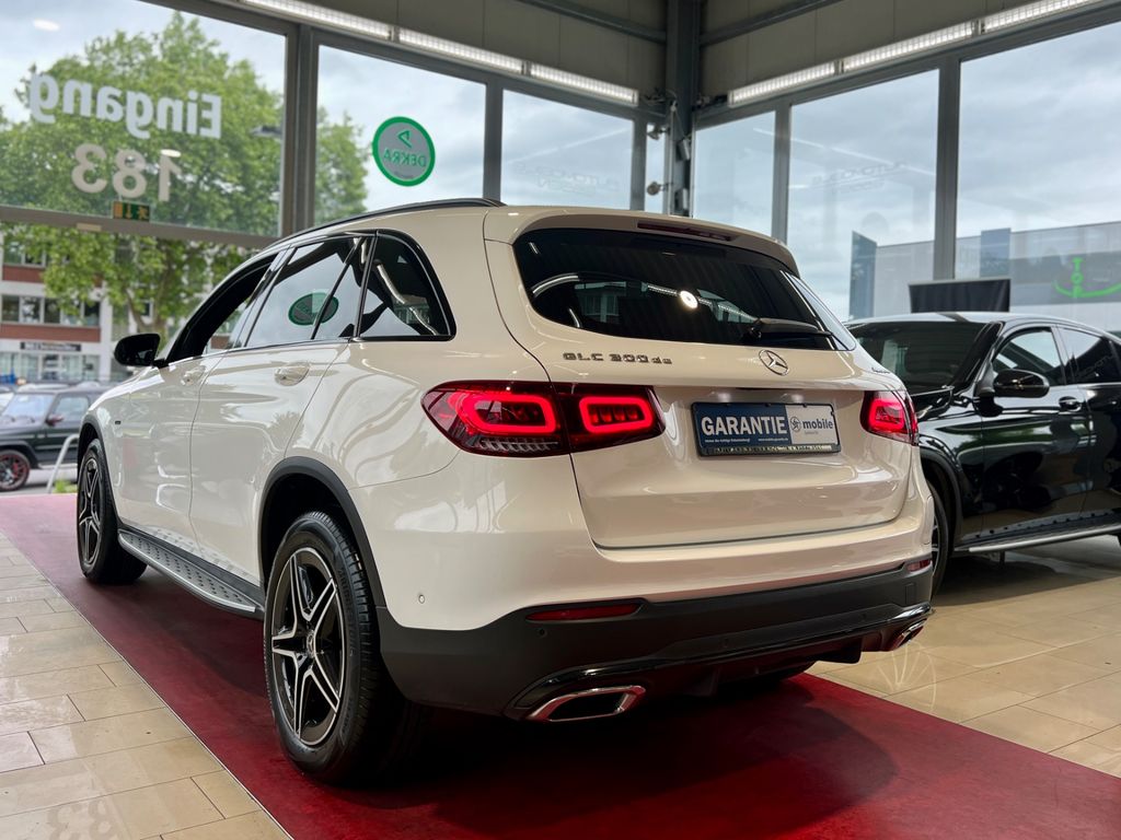 Mercedes-Benz GLC 300 2021