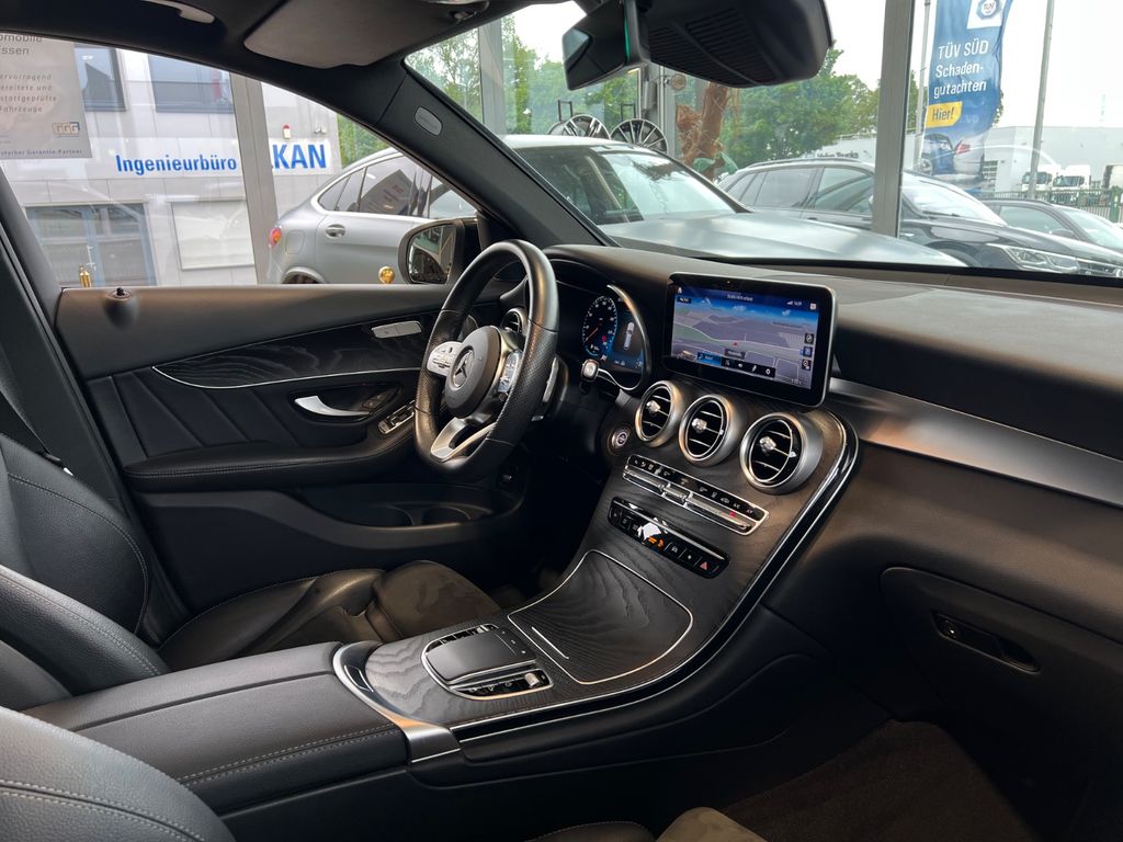 Mercedes-Benz GLC 300 2021