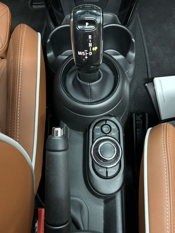 MINI Cooper Cabrio 2022