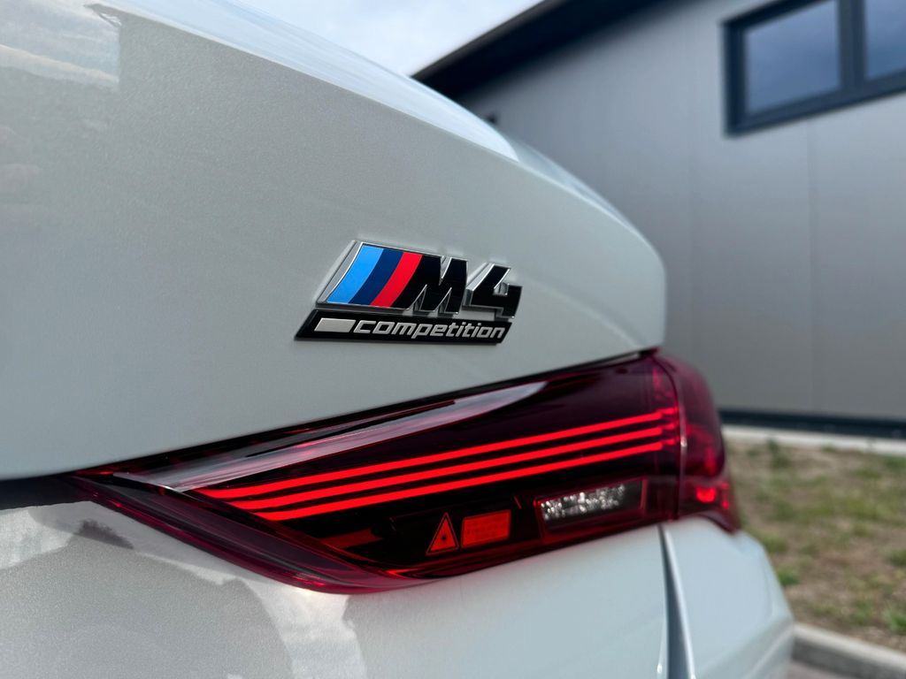 BMW M4 2024