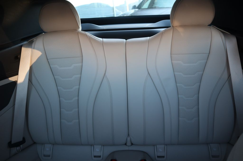 BMW M850 2022