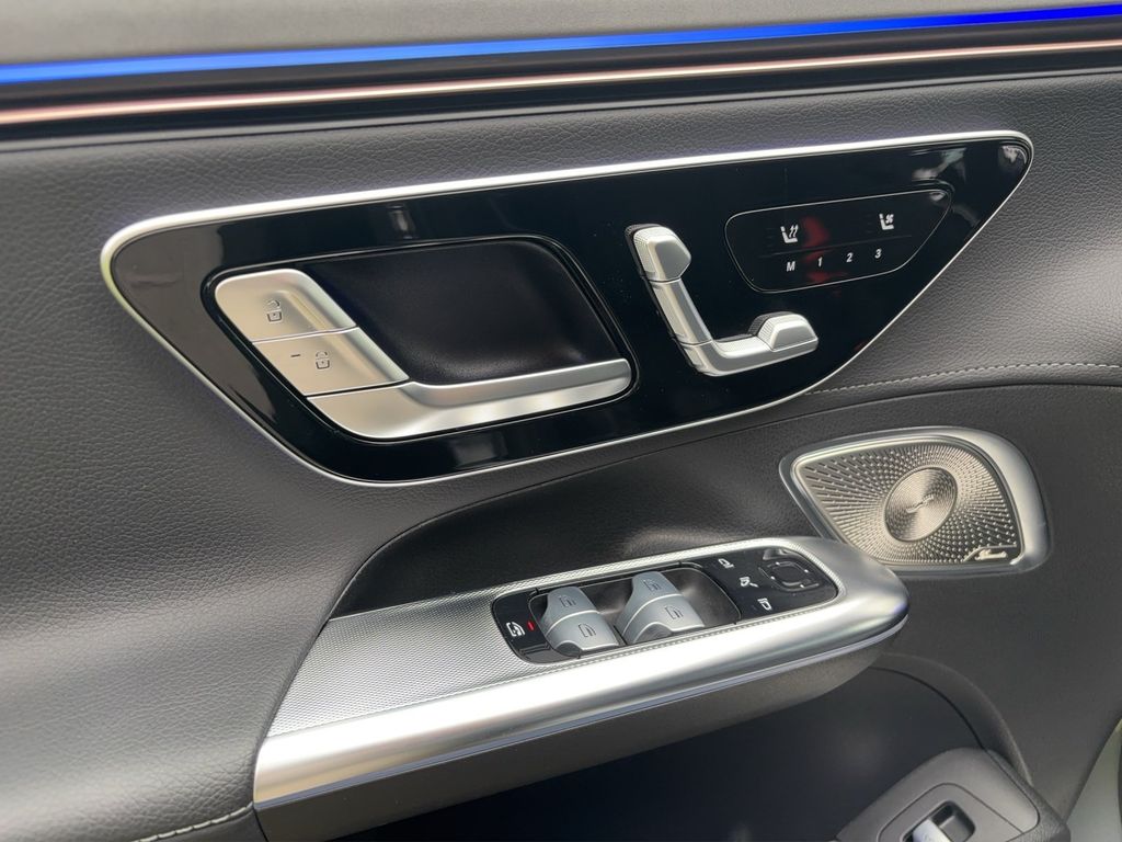 Mercedes-Benz EQE 2023