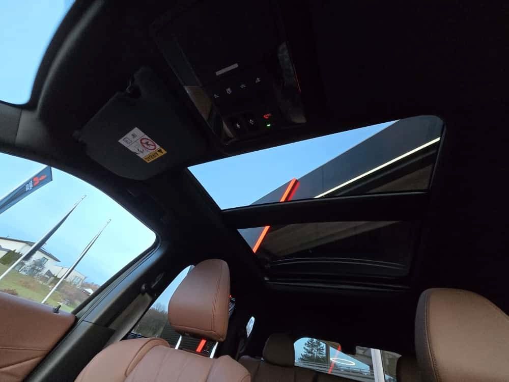 Mitsubishi Plug-in Hybrid Outlander 2025