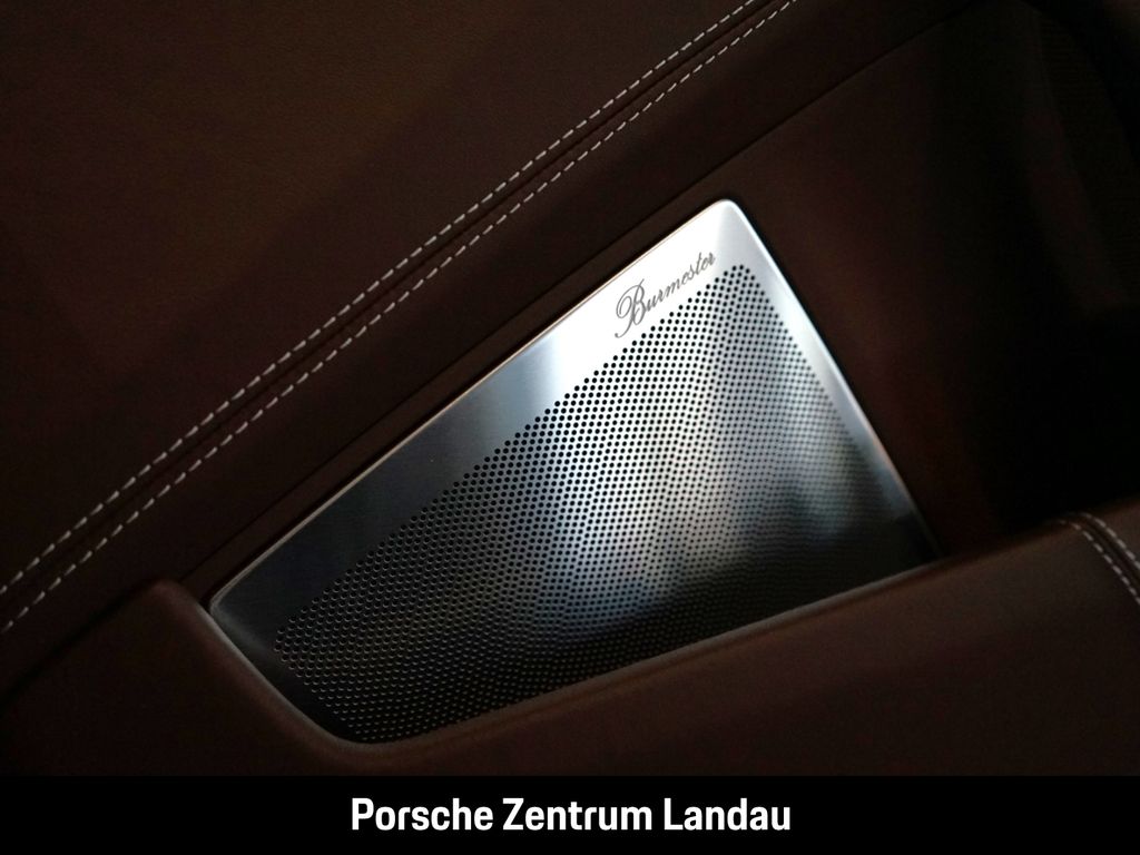 Porsche 992 2025