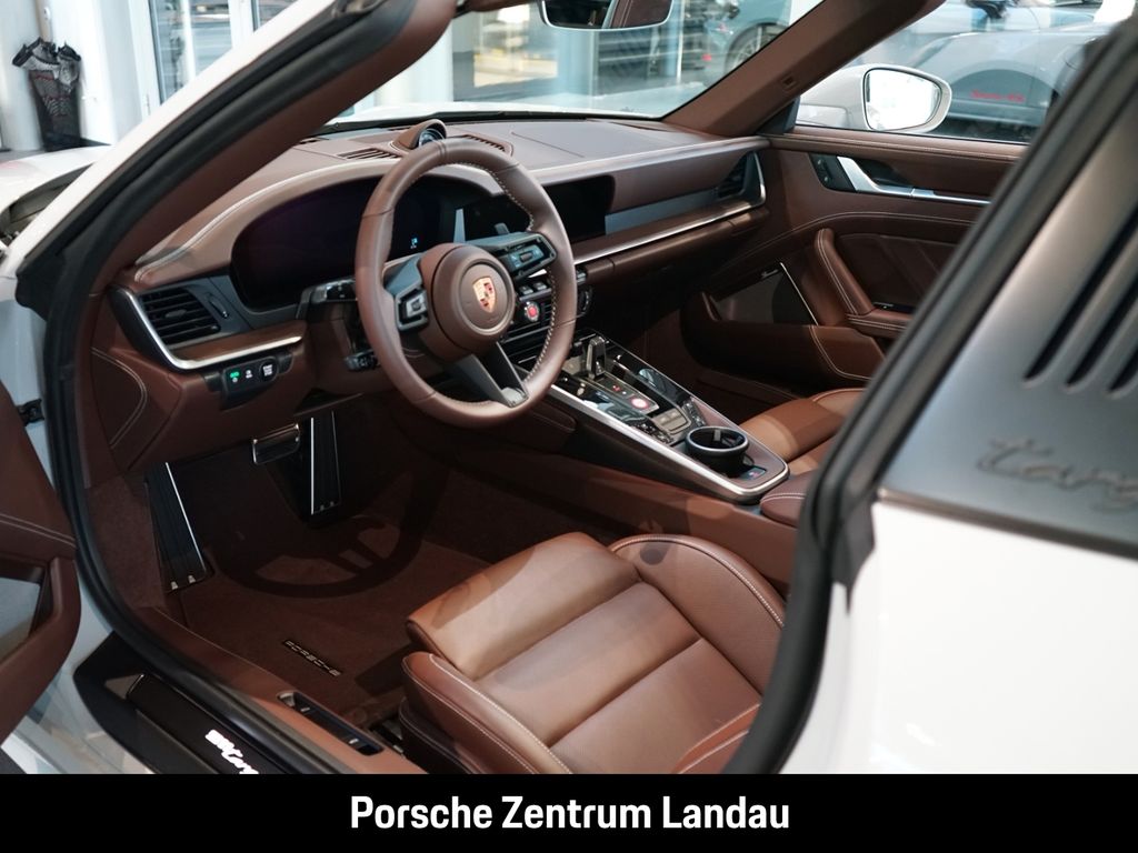 Porsche 992 2025