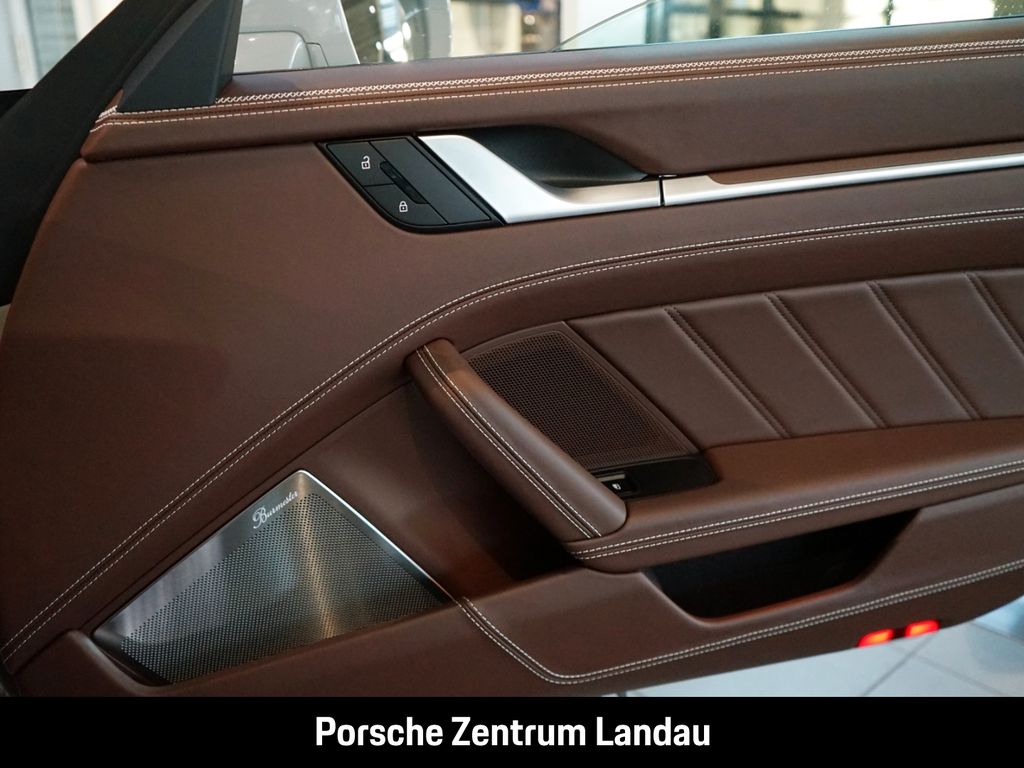 Porsche 992 2025