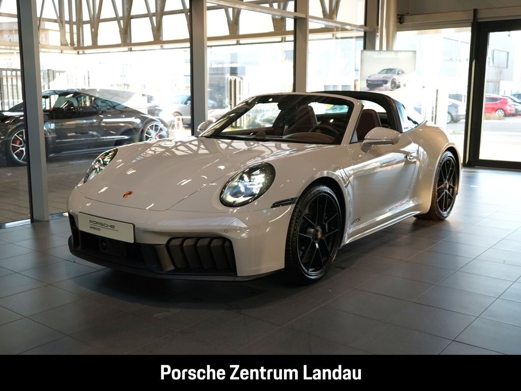 Porsche 992 2025