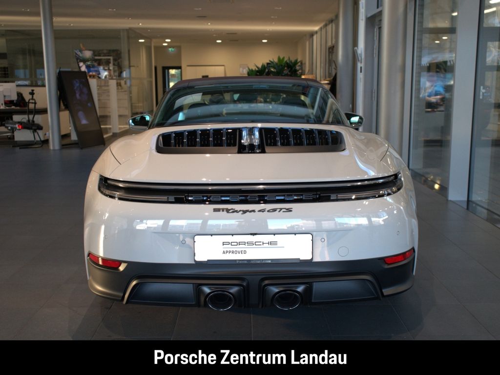 Porsche 992 2025