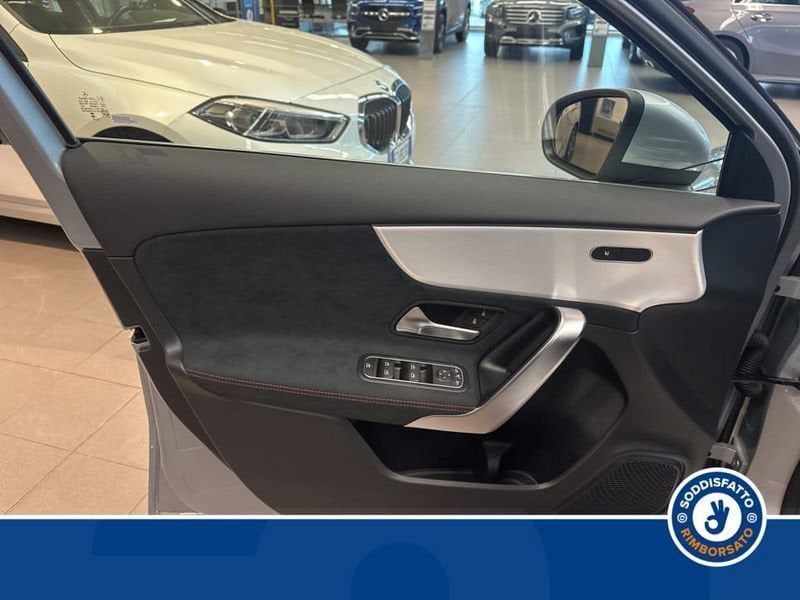 Mercedes-Benz A 180 2024