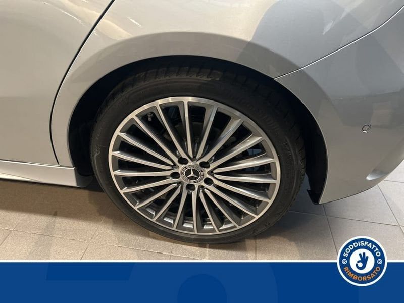 Mercedes-Benz A 180 2024