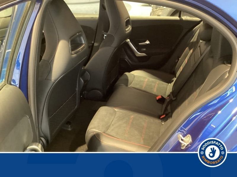 Mercedes-Benz A 180 2024