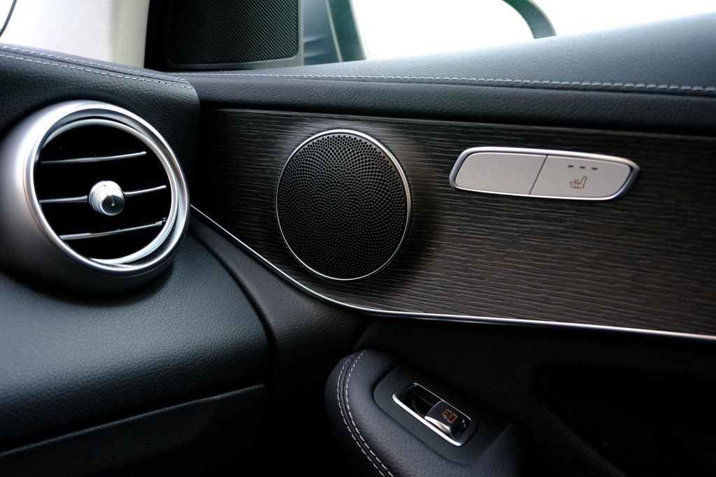 Mercedes-Benz GLC 300 2022
