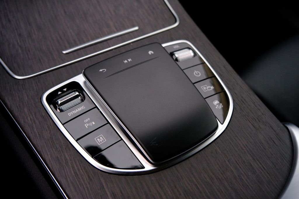 Mercedes-Benz GLC 300 2022