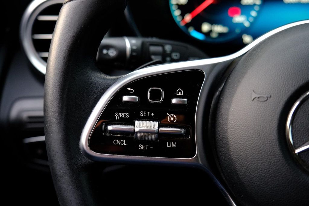 Mercedes-Benz GLC 300 2022