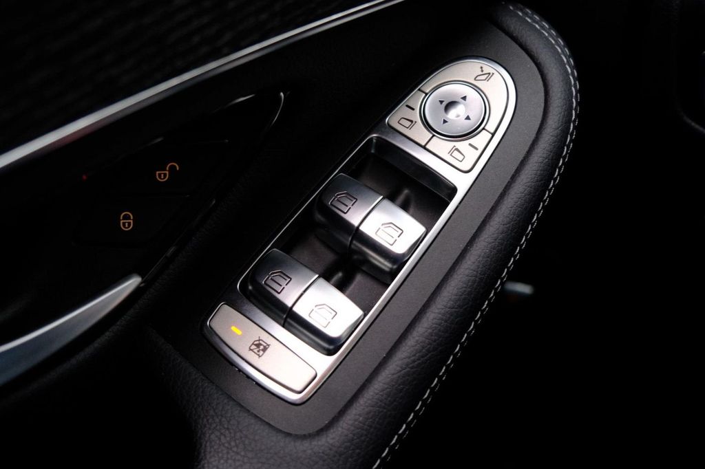 Mercedes-Benz GLC 300 2022