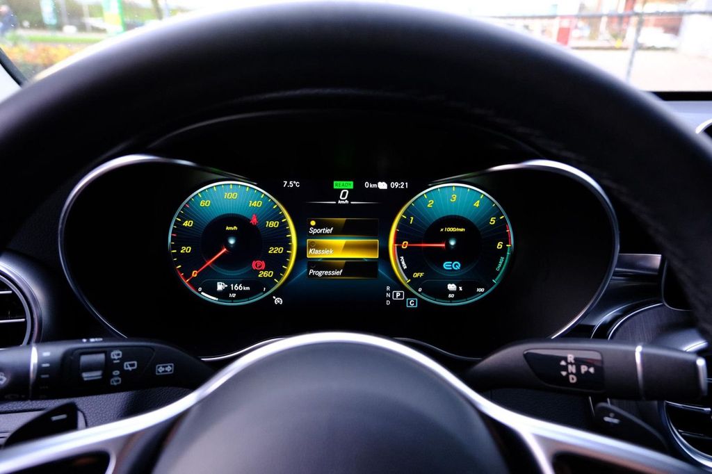 Mercedes-Benz GLC 300 2022