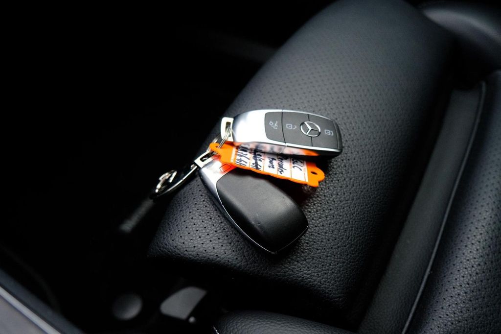 Mercedes-Benz GLC 300 2022