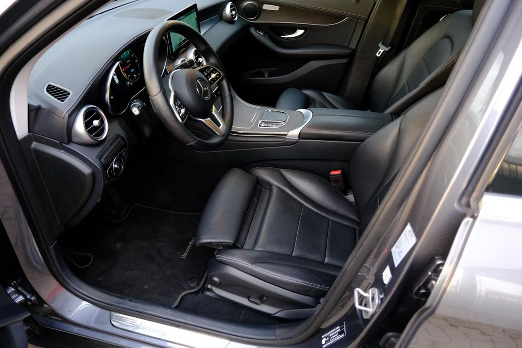 Mercedes-Benz GLC 300 2022