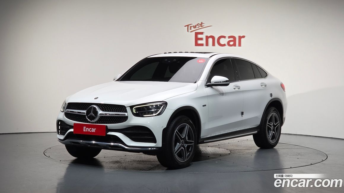Mercedes-Benz GLC-Class 2021