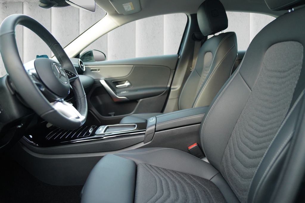 Mercedes-Benz A 250 2024