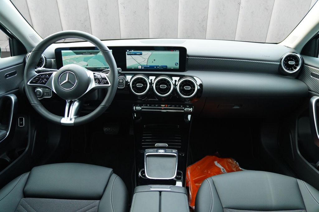 Mercedes-Benz A 250 2024