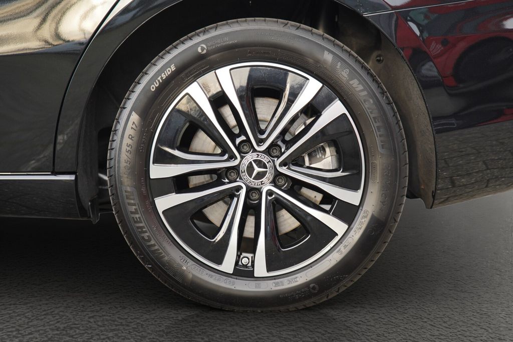 Mercedes-Benz A 250 2024