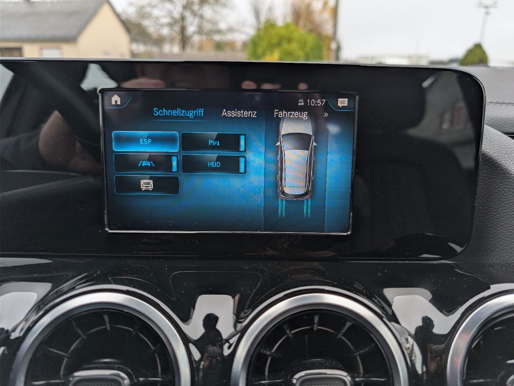 Mercedes-Benz B 200 2022