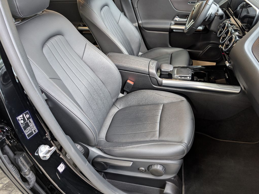 Mercedes-Benz B 200 2022