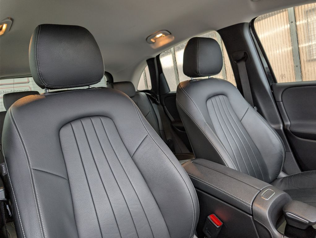 Mercedes-Benz B 200 2022