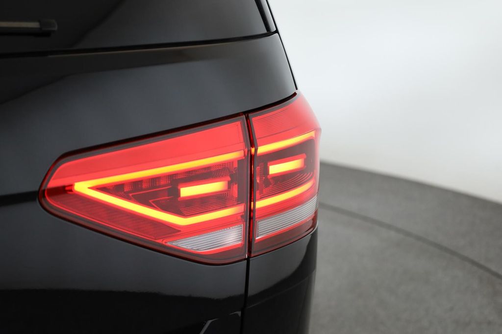 Volkswagen Touran 2025