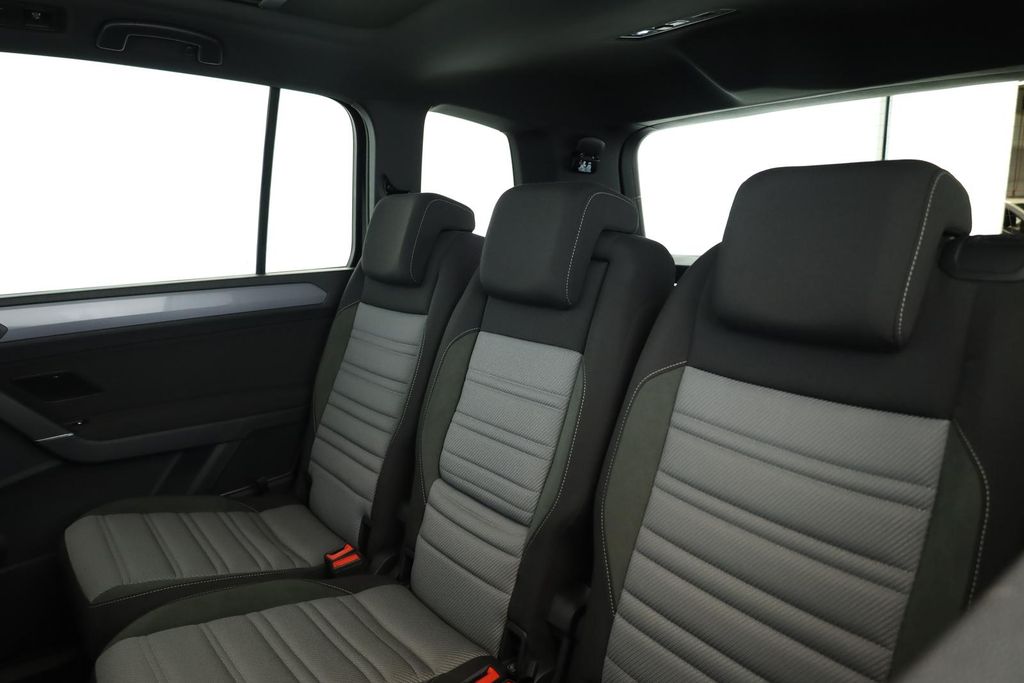 Volkswagen Touran 2025