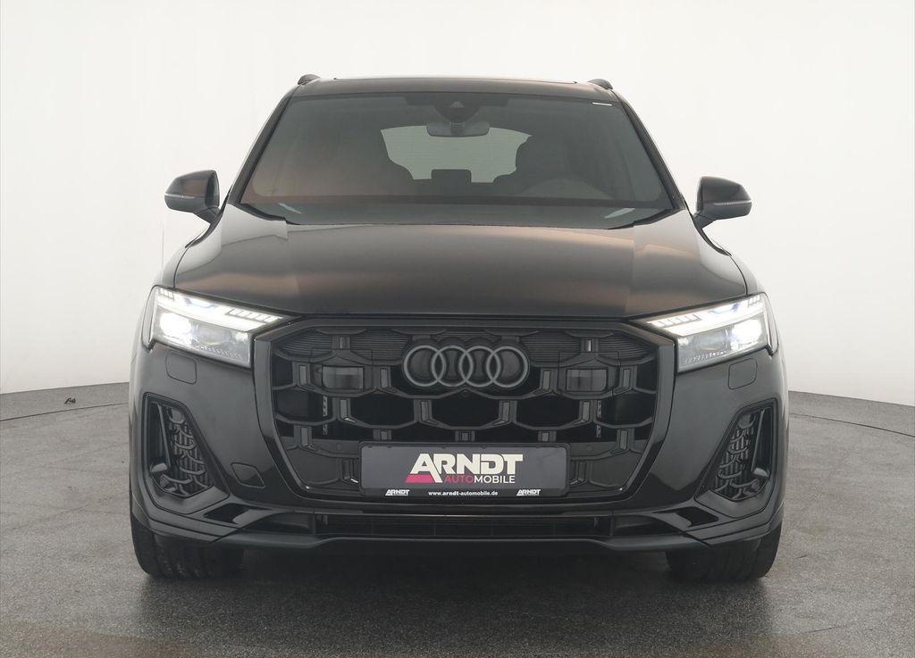 Audi SQ7 2025