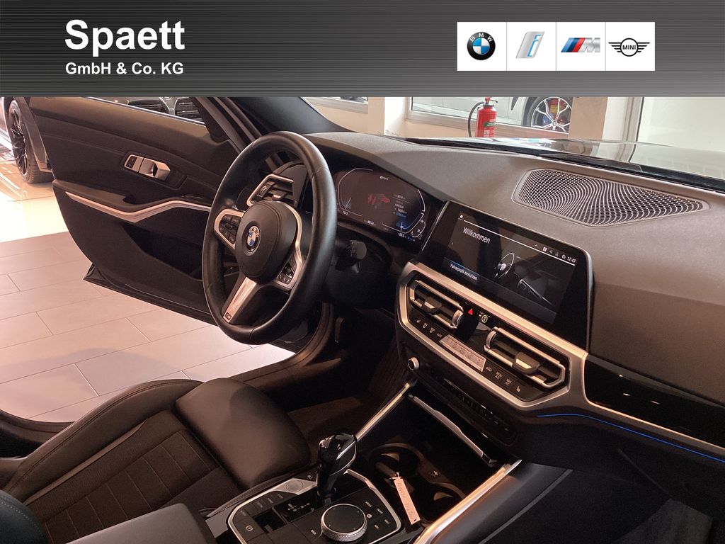 BMW 330 2021