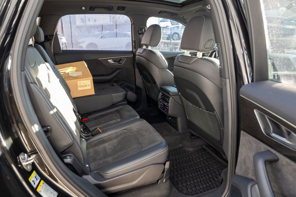 Audi SQ7 2022