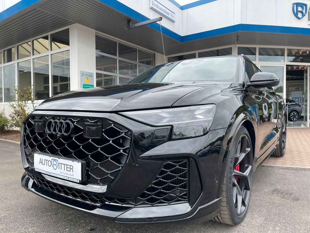 Audi RSQ8