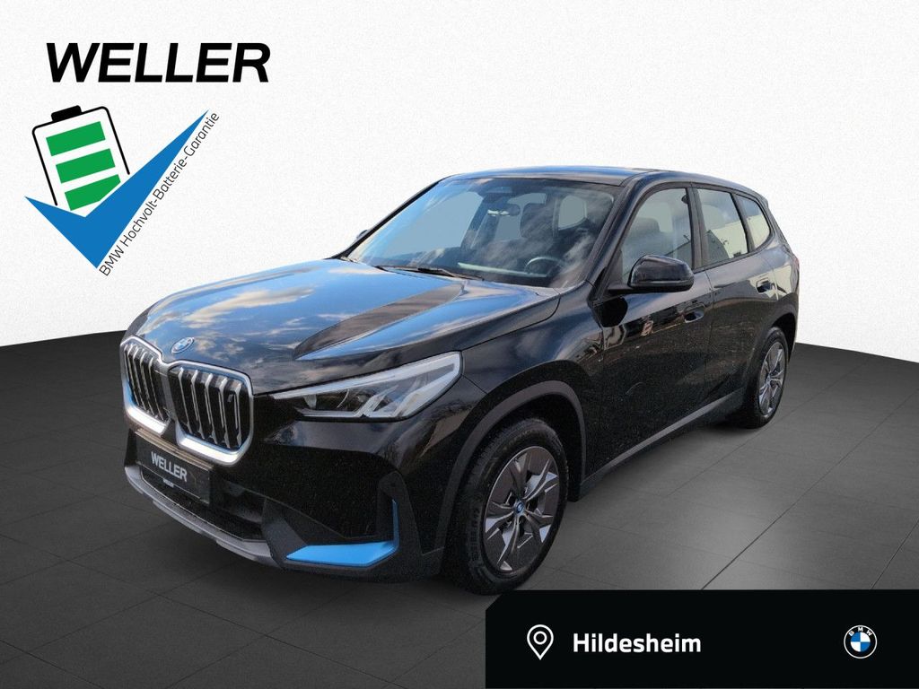 BMW iX1 2023